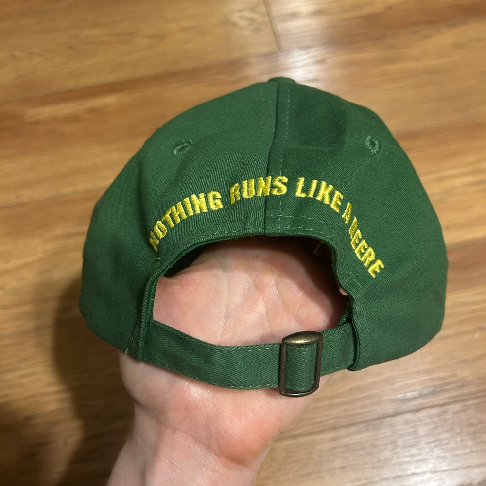 John Deere Hat - Picture 4 of 4